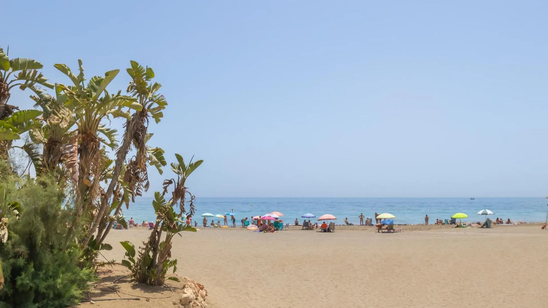 Estepona Downtown Near The Beach - Happy Rentals Apartament