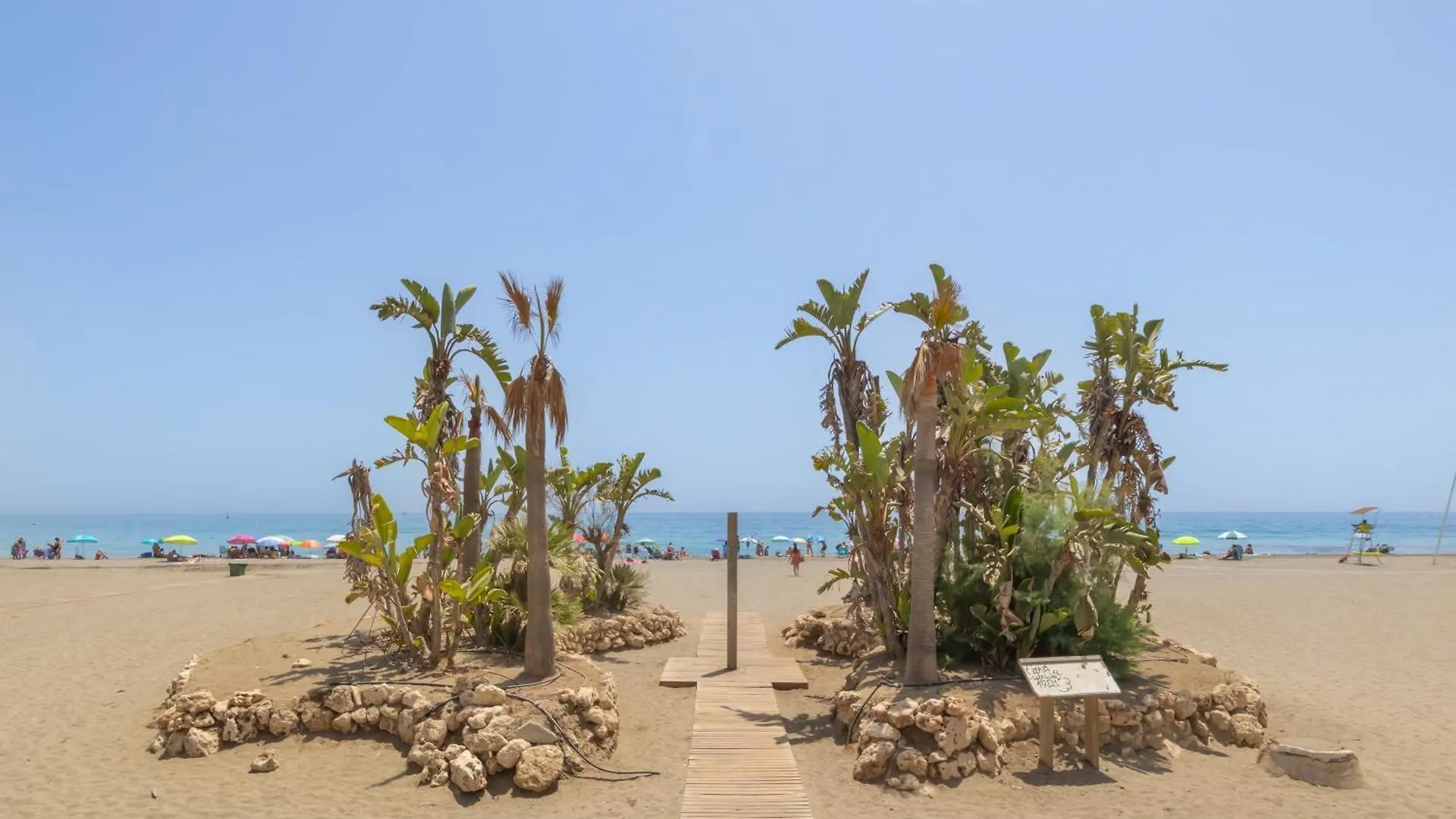 Estepona Downtown Near The Beach - Happy Rentals 0*,  Hiszpania